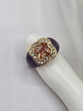 Swarovski Crystal Elements Gold Statement Ring Size 6.75 Champagne Purple Bridal